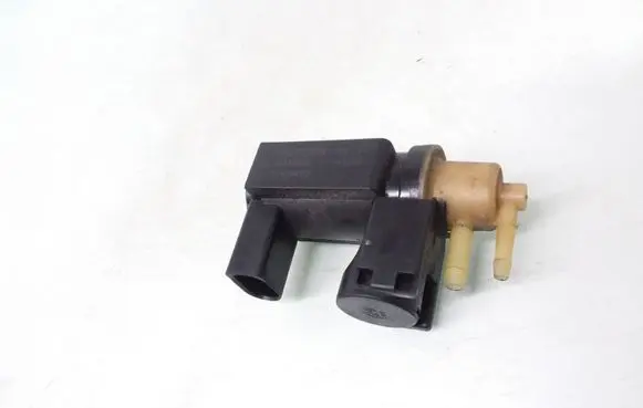 Volvo V60 Turbo solenoid valve 31339808 70466400