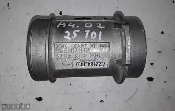 Audi A4 S4 B6 8E 8H Mass air flow meter 059906461M