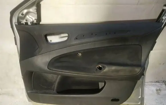Ford Mondeo MK IV Front door card panel trim