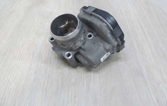 Ford Focus Throttle valve 9673534480 37448