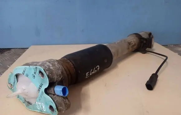 BMW M4 F82 F83 Rear shock absorber/damper 8008629 6871465 2284703