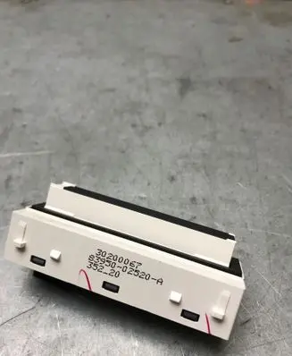 Toyota Corolla E210 E21 Screen/display/small screen 8395002520A 30200067