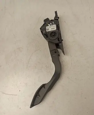 Volvo V40 Cross country Accelerator throttle pedal 31280596