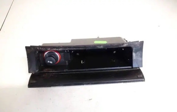 Volkswagen PASSAT B6 Car ashtray 3c0863284a 3c0857961a