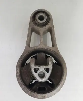 Mini One - Cooper Coupe R56 Engine mounting bracket