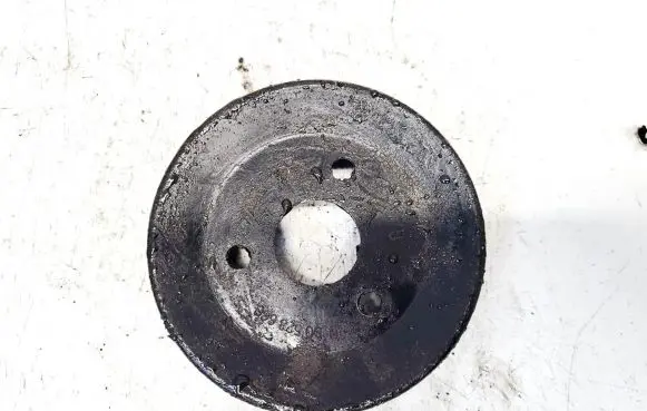 Opel Vectra B Power steering pump pulley 90528666