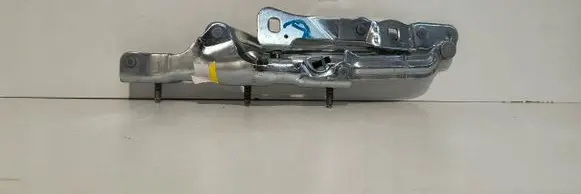 Tesla Model 3 Tailgate hinge 1092821-00-C