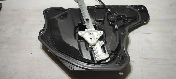Mazda 3 III Front door window regulator with motor BJS75897X BJV55897X P7L26