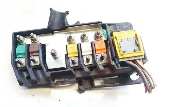 Citroen C5 Fuse box set 9662335380