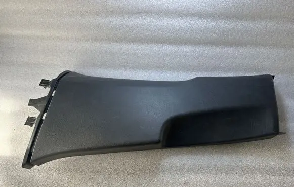 (B) pillar trim (bottom)