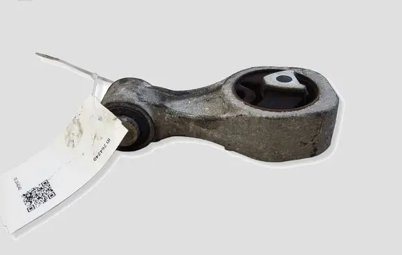 Nissan Juke I F15 Engine mount bracket XA8652110C