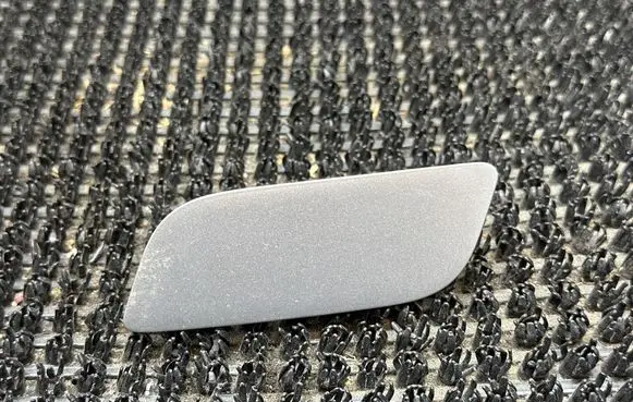 Audi TT TTS Mk2 Headlight washer spray nozzle cap/cover 8J0807753