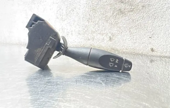 Ford Focus Wiper control stalk 98AG17A553AC