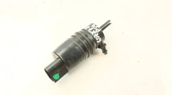 BMW X7 G07 Windscreen/windshield washer pump 7310147 67127310147 82008044