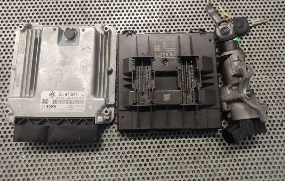 Volkswagen Transporter - Caravelle T5 Engine control unit/module 03L907309K