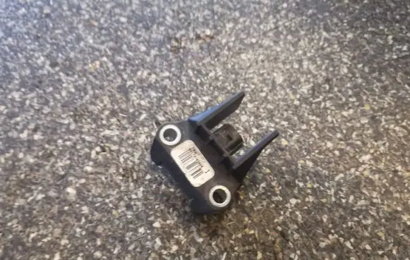 Toyota Yaris Airbag deployment crash/impact sensor 891730D020