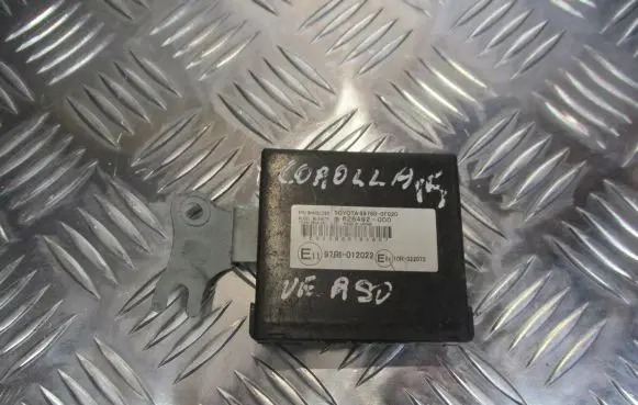 Toyota Corolla E120 E130 Immobilizer control unit/module 89780-0F020