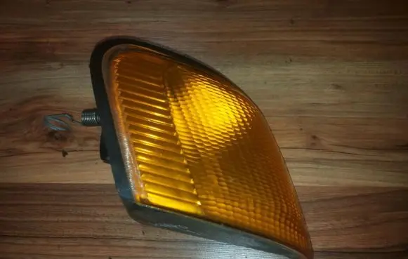 Ford Scorpio Front indicator light 85GG13368AA