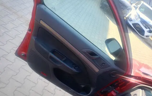 Skoda Octavia Mk1 (1U) Front door card panel trim