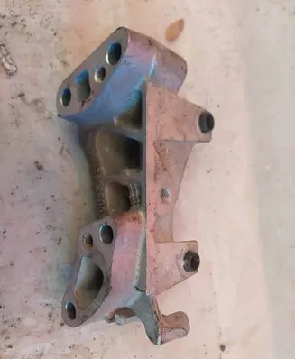 Peugeot Partner Engine mounting bracket 9688615780