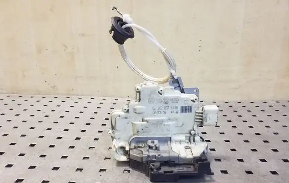 Audi Q7 4L Front door lock 3C2837016A