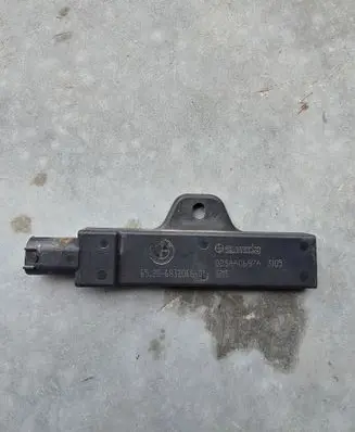 BMW X5 G05 Keyless system antenna 6832066