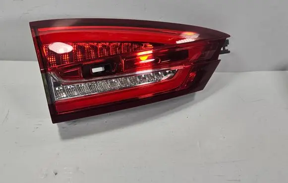 Ford Mondeo MK V Rear/tail lights JS7B-13A603-CD