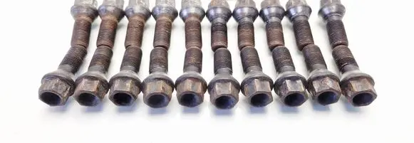 BMW 7 F01 F02 F03 F04 Nuts/bolts 