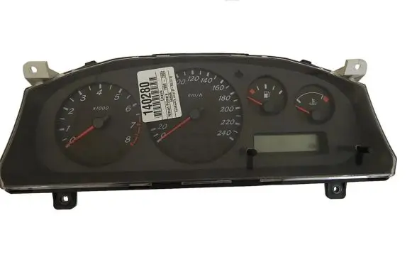 Nissan Primera Speedometer (instrument cluster) 9F760