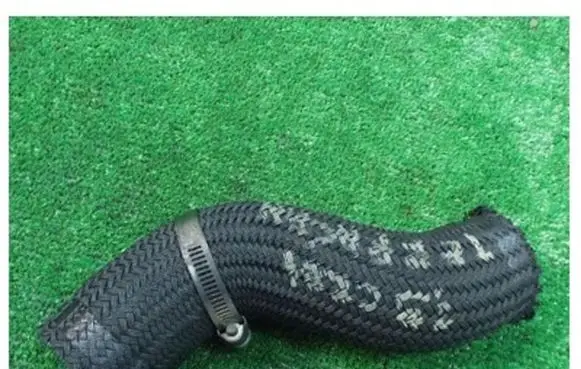 Hyundai Terracan Air intake hose/pipe