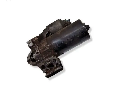 BMW 5 F10 F11 Starter motor 8506657 0001148010