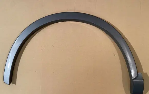 Audi Q3 8U Front arch trim 8U0853717A