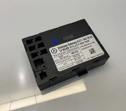 Mercedes-Benz E W211 Gateway control module A2115402945 410213005008 2115402945