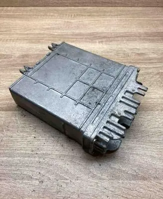 Audi A4 S4 B5 8D Engine control unit/module ECU 028906021CE 0281001425