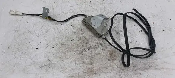 Toyota Avensis T250 Aerial antenna amplifier 8630005150 141000955C101 SC900903
