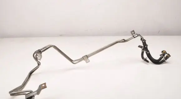 Volvo S60 Fuel line pipe 