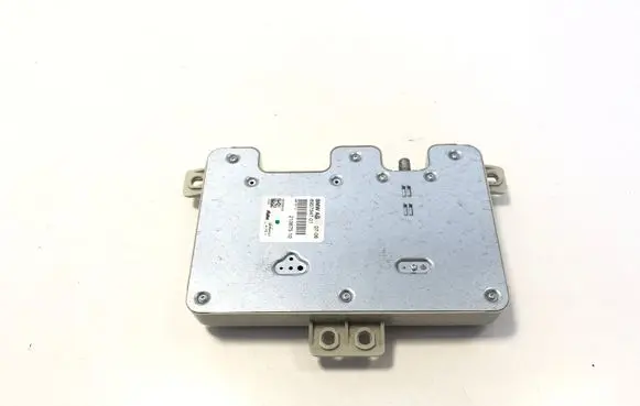 BMW 6 E63 E64 Aerial antenna amplifier 6957347 21367510