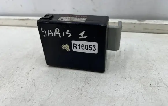 Toyota Yaris Air conditioner control unit module 88650-0D090