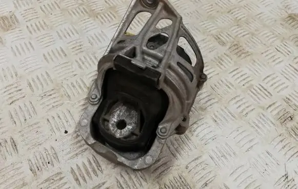 Audi A5 Engine mount vacuum valve 4M0199371FC 05022019