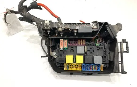 Mercedes-Benz A W176 Fuse box set A2469980601