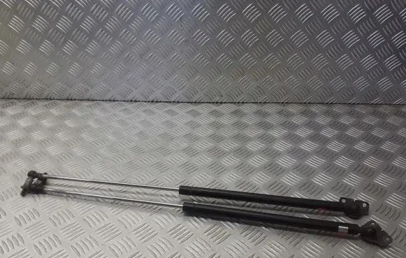 Mitsubishi Lancer Tailgate hydraulic set 