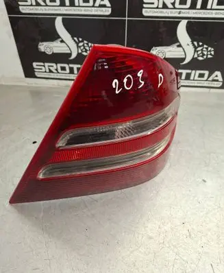 Mercedes-Benz C W203 Rear/tail lights 2038200264