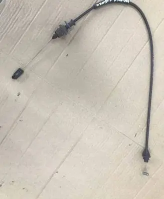 Dacia Logan I Throttle cable 8200215959