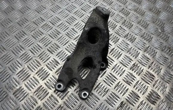 Audi A4 S4 B8 8K Engine mounting bracket 8K0199307BE
