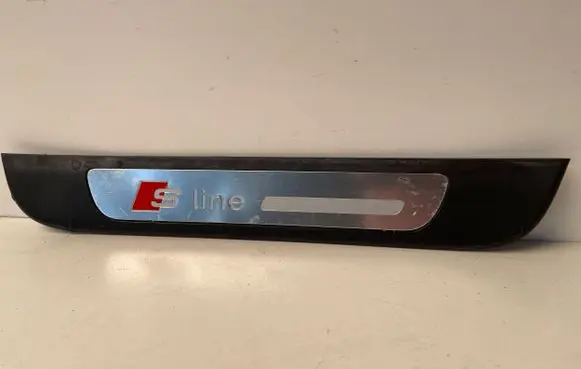 Audi A6 S6 C7 4G Rear sill trim cover 4G9853376