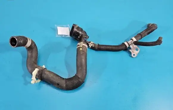 Toyota C-HR I Engine coolant pipe/hose 16295F204 IMPRK1589746