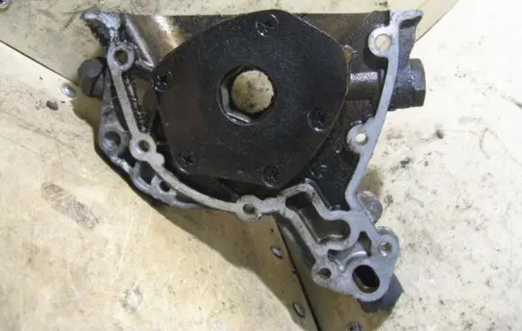 Opel Vectra B Oil pump 90400091GM8122 16ECOTEC74KW