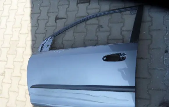 Honda Civic Front door