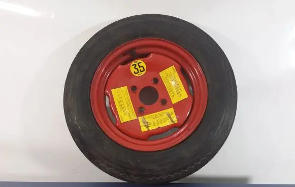 Ligier Nova R17 spare wheel 4.80-12