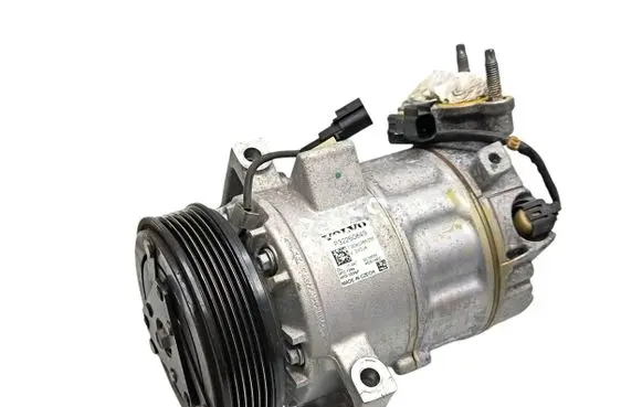 Volvo XC60 Air conditioning (A/C) compressor (pump) P32260849 32260849